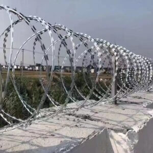 razor barbed wire mesh